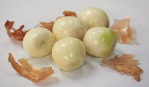 Peeled onions